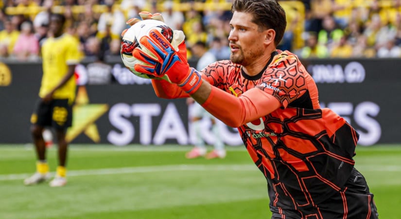 Új szerződést kaphat Gregor Kobel: 2030-ig kötné magához a Dortmund