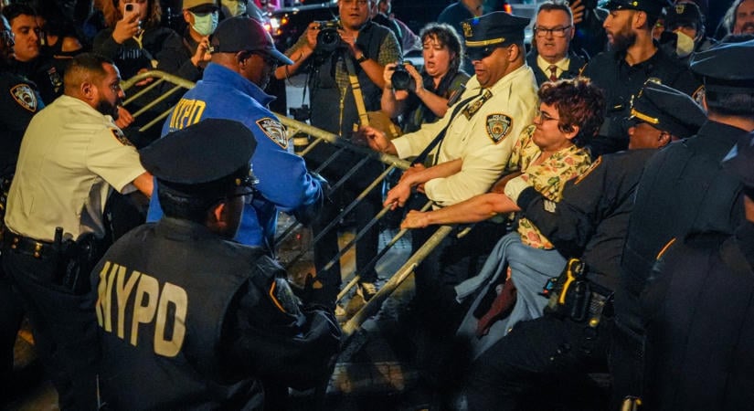Ötéves kisfiú mellett lőttek le egy férfit az ICE ügynökei, elszabadultak az indulatok