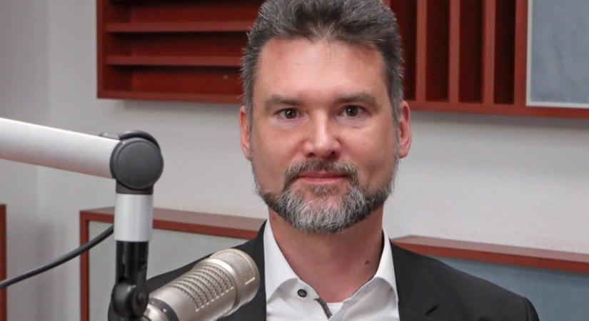 Hegedűs Dániel: Magyar Péter vétófenyegetése nem ugyanaz, mint amit Orbán csinált