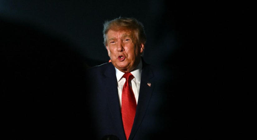 Egy titkos trükk Törökországban: Trump már máshol repült, miközben mindenki az Air Force One-t figyelte