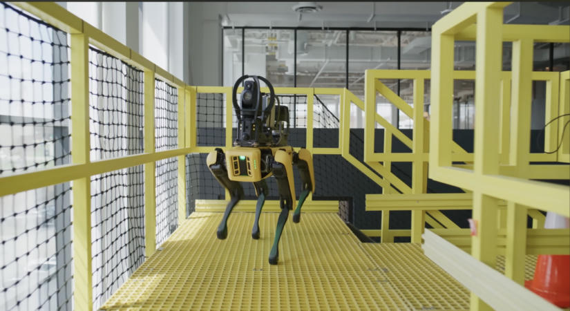 Robotkutyákat vásárol az amerikai bevándorlási hivatal