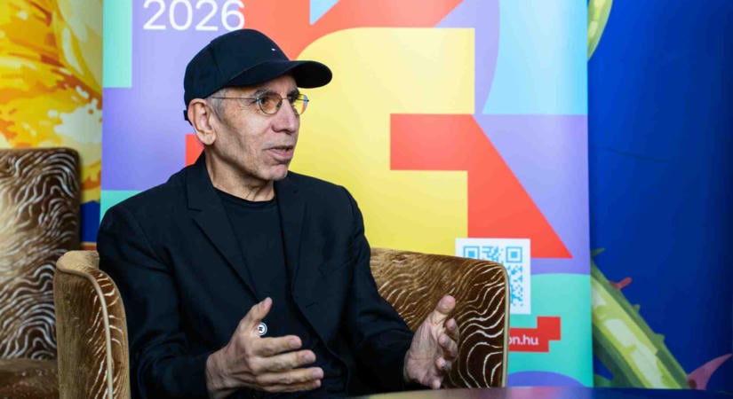 A ROSSZ FILM FELÉR EGY GYILKOSSÁGGAL Beszélgetés Mohsen Makhmalbaf iráni filmrendezővel