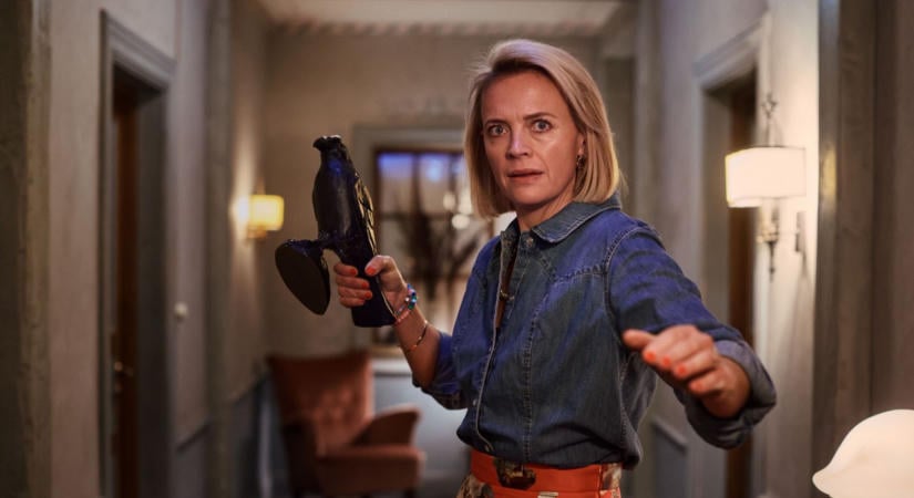Már holnap a Netflixen: Titkok, hazugságok és egy őrült éjszaka az új fekete humorú vígjátékban