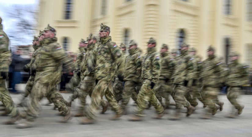 Visszavárják a magyar katonákat