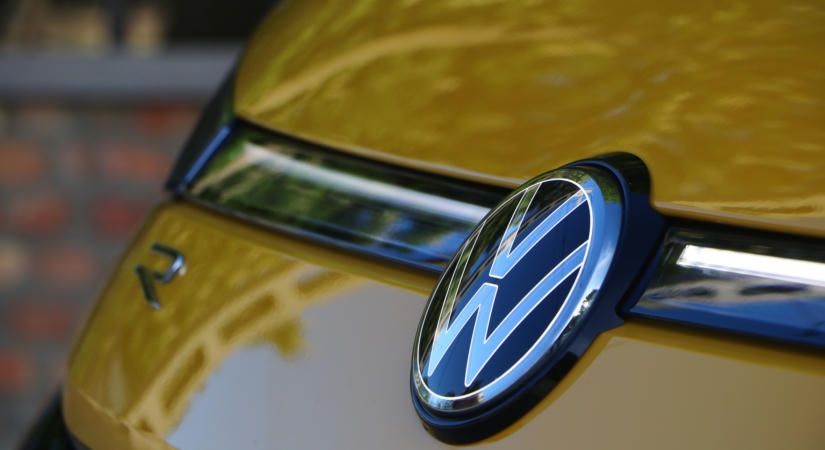 Rákaptak a tolvajok a Volkswagen-emblémákra – sokat loptak Londonban
