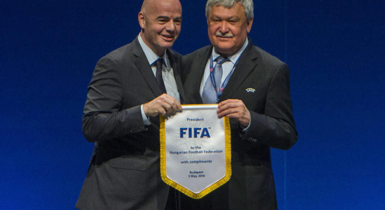 Csányi Sándor megvonta támogatását a FIFA elnökétől