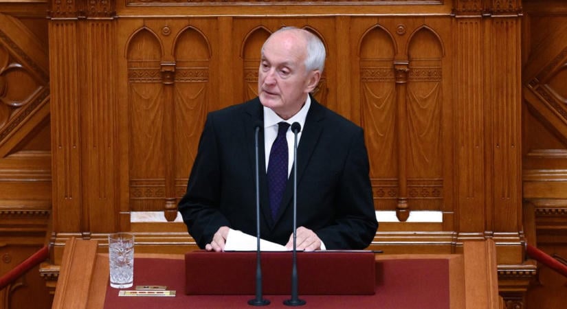 Kiderült, kit jelöl legfőbb ügyésznek az államfő – Baka András fel is szólal ma a parlamentben