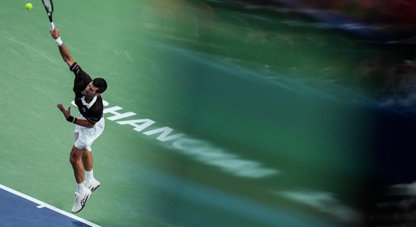 Novak Djokovics már az első meccsén kiesett Sanghajban