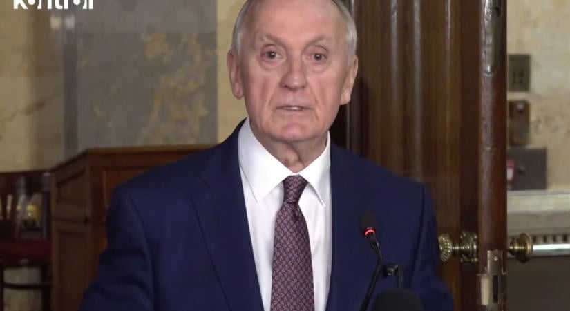 Baka András visszaküldte a kötelező kamarai tagságról szóló törvényt