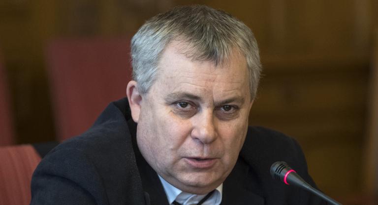 Kíméletlen levélben álltak bele Eperjes Károlyba