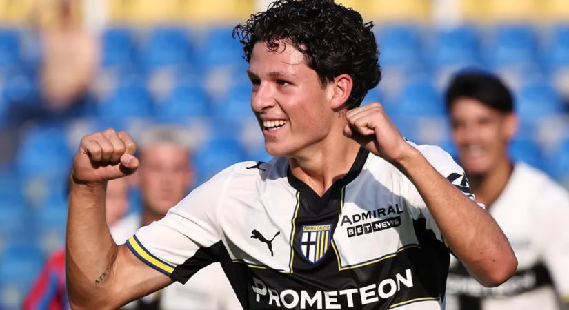 Olasz Kupa: 18 éves új igazolása duplájával jutott tovább a Parma