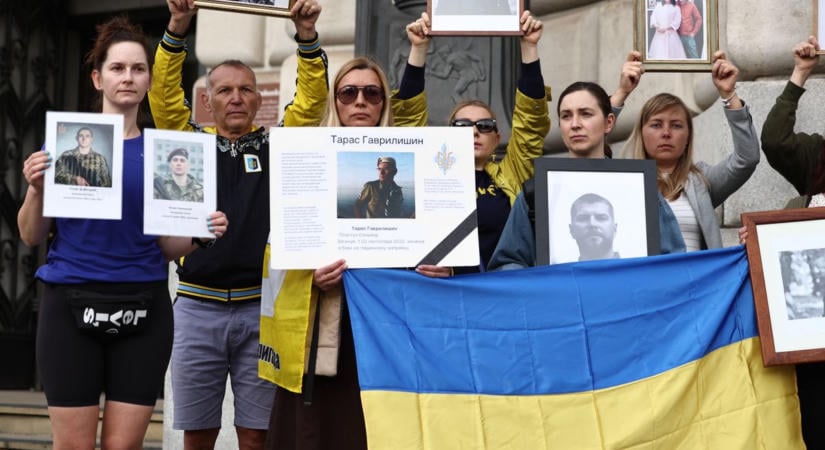 Elege lett a brit kormánynak az ukránokból: nem adnak több segélyt, egyből kiakadtak a menekültek –„Félünk a hajléktalanságtól”