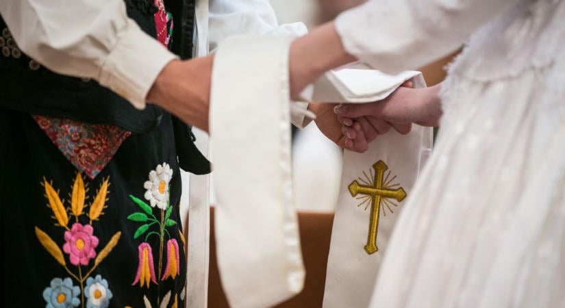 Különleges lehetőséget kapnak a dunaújvárosi házaspárok