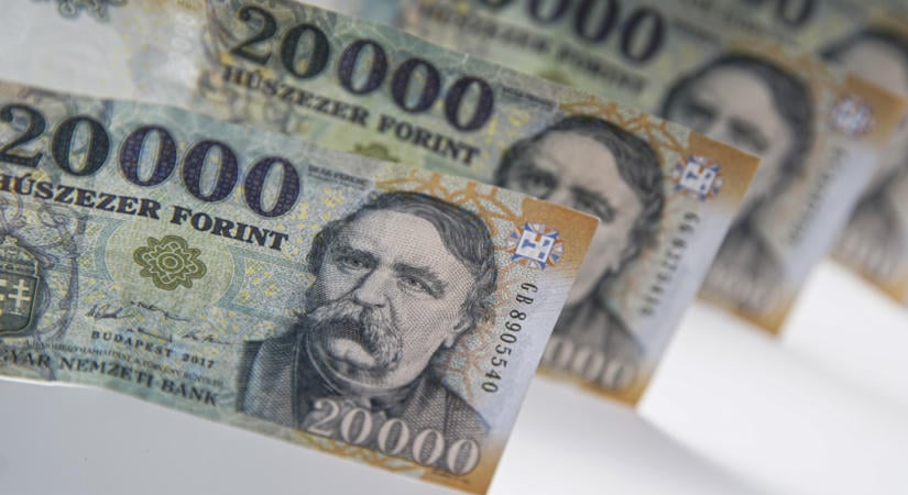 Megszűnhet a közszolgák egymillió forintos lakhatási támogatása