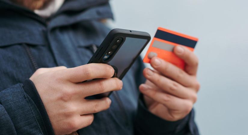 Ismét telefonos csalók csaptak le Zalában
