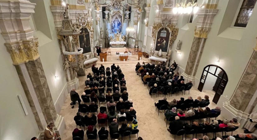 Összekovácsolta a közösséget a háromszáz éves templom felújítása Tamásiban