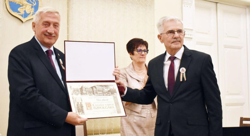 Generációkat tanított, városi hagyományt teremtett – rangos kitüntetést kapott Tűri László