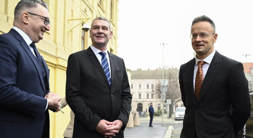 Botka László: Szijjártó Péter a bejelentés után felhívott