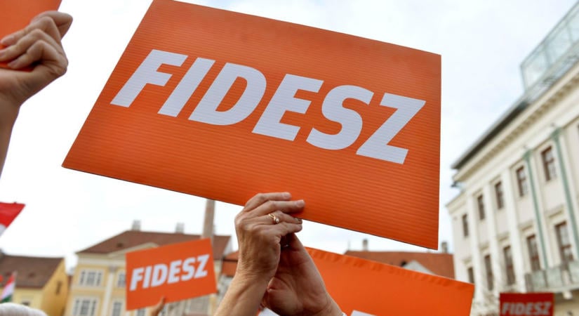 Faképnél hagyta a Fidesz-KDNP-t egy kaposvári képviselő, függetlenként folytatja