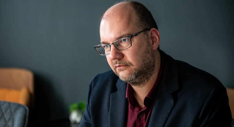 Polyák Gábor: Magyarországon a világon elsőként a politikai napilap, mint műfaj, megszűnt