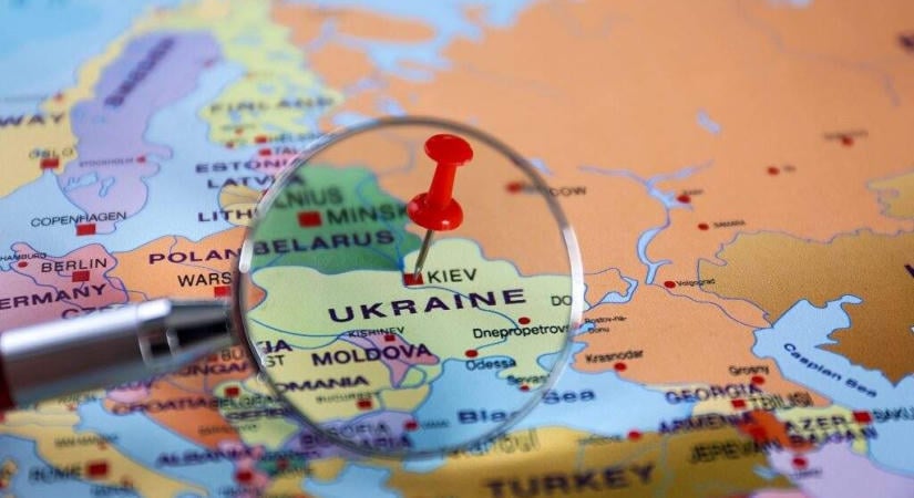 Az ukrán parlament elfogadta a kisebbségi nyelveken folyó oktatásról szóló törvényt