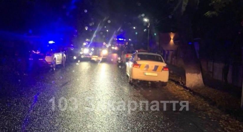 Súlyos baleset Kárpátalján: négy gyermek és öt felnőtt került kórházba