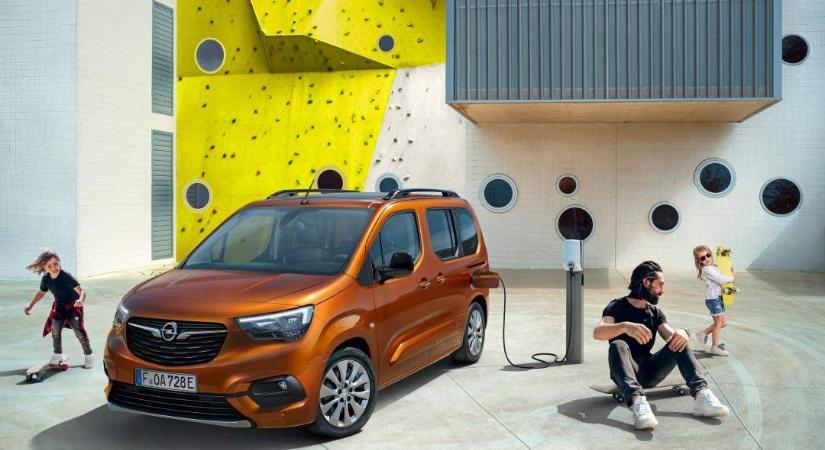 A Stellantis mostantól csak elektromos hajtással kínálja a kisbuszait és nagy autóit