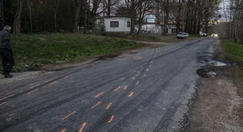 Újra versenyzik a navigátor, aki a nézők közé csapódó kocsiban ült az esztergomi ralin
