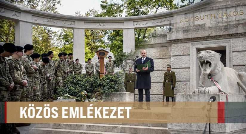 Megemlékezést tartottak az 1848-49-es forradalom és szabadságharc hőseiről a Fiumei úti sírkertben