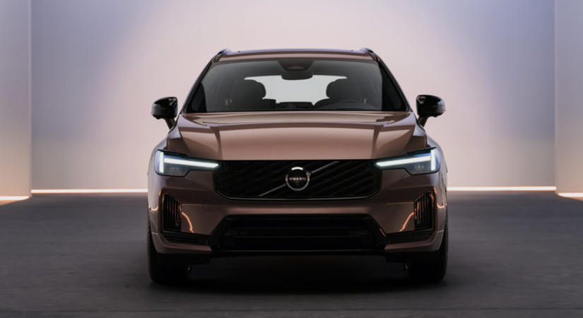 Svéd stílus, óriási akku: Göteborgban néztük meg a megújult Volvo XC60-at