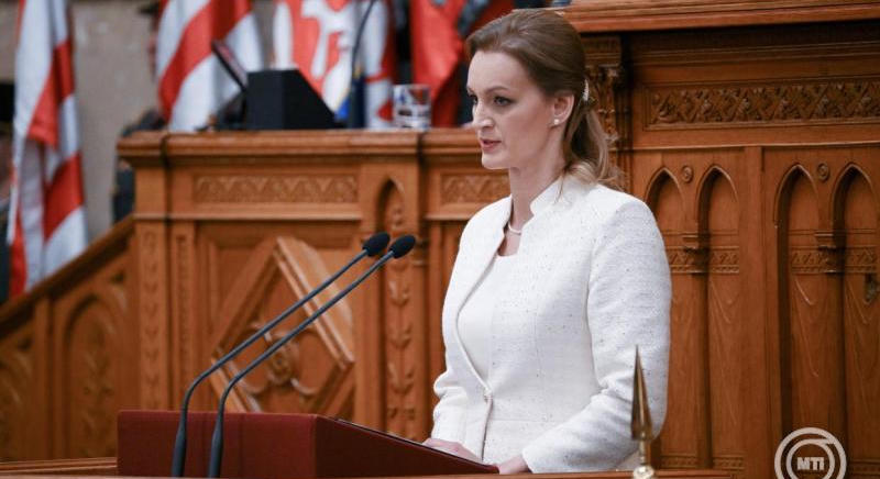 Forsthoffer Ágnes kizárta a parlamentből Toroczkai Lászlót