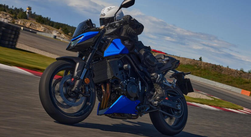 Ötven éve jelent meg a CB750 Hondamatic - Fél évszázados történet