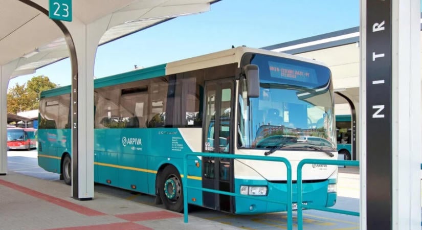 Nyitra megyében az ünnepi menetrend szerint járnak a buszok az őszi szünetben