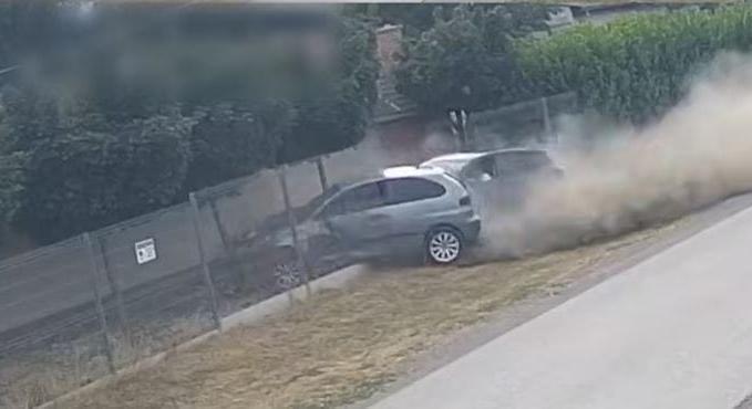 A valkói autós ámokfutó azt állítja, azért támadt a másik autó utasaira, mert loptak tőle