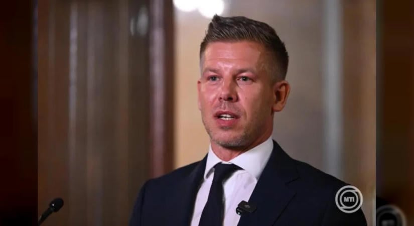 Brüsszelbe utazik a miniszterelnök az uniós csúcstalálkozóra