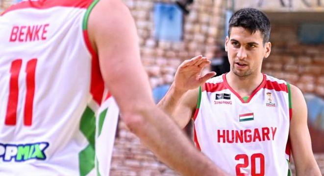 Oroszveréssel hangoltak a vb-selejtezőre a kosarasok