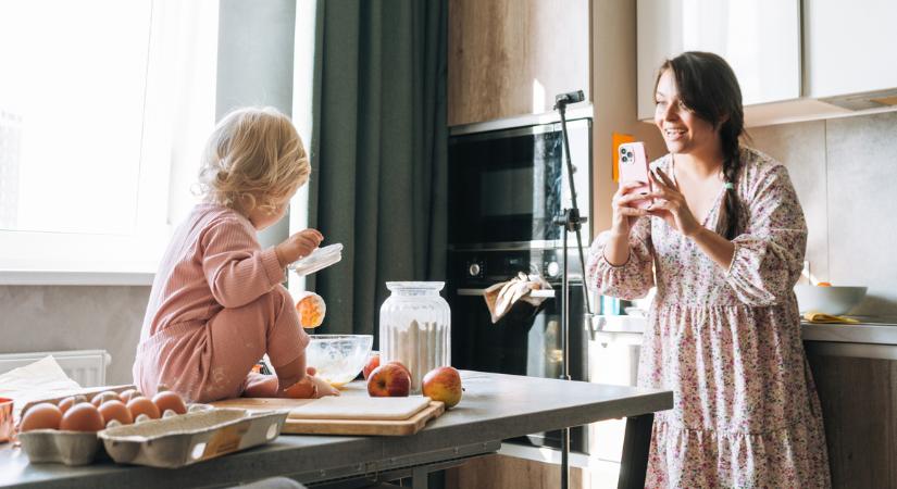 Lájkokra váltott gyerekkor: ki vigyáz a kidfluenszerekre?