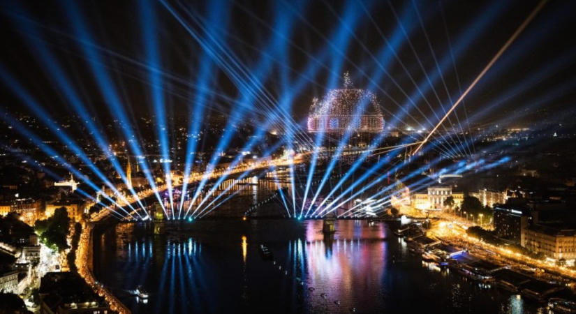 A belügyminisztérium vizsgálja az augusztus 20-i ünnep közbeszerzéseit