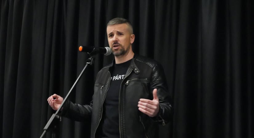 Jakab Péter letette az esküjét Miskolcon