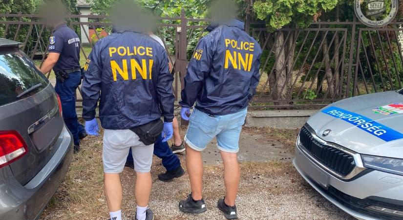 Több mint tíz kiló drog érkezett Thaiföldről, a székesfehérvári nyomozók csaptak le (videó)