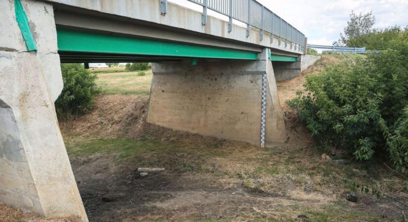 A tengeren túlról szárítják ki a hevesi földeket? – Avagy hány HAARP kell egy esőt hozó ciklon megsemmisítéséhez?