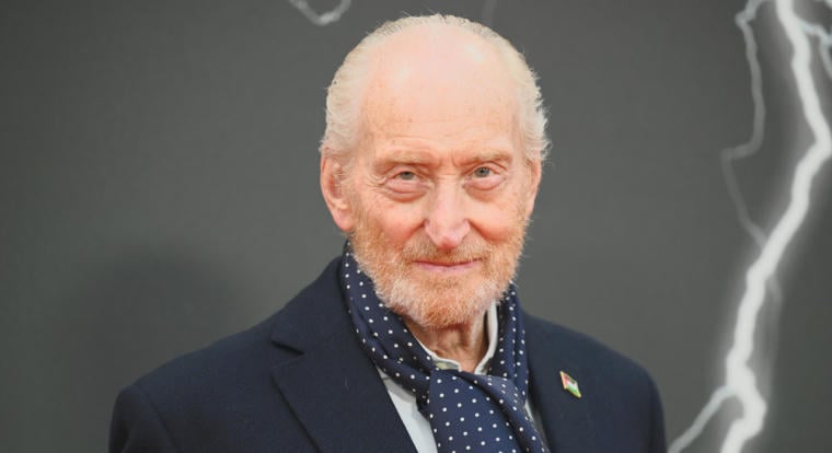 Tudtad azt a ma 80 éves Charles Dance-ről, hogy a karrierje valószínűleg máshogy alakult volna, ha nem tűnik fel maga James Bond?