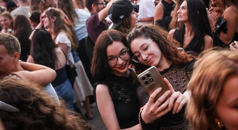 Az egyetemre jelentkezők 72 százalékát vették fel