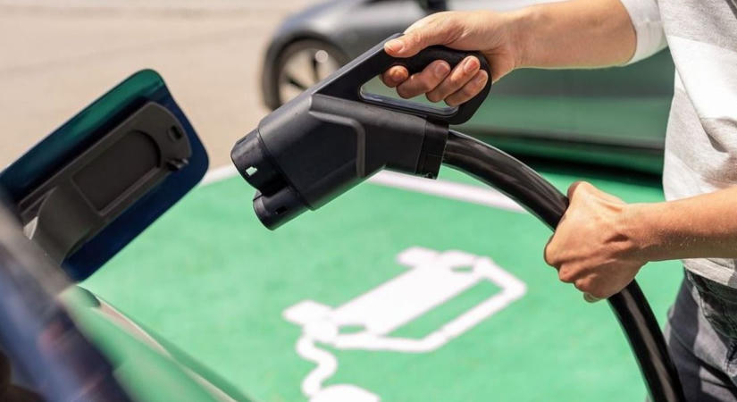 Kötelező lecserélni a rendszámot, ha nem új az autód téged is érinthet