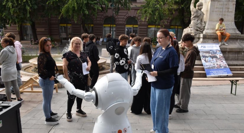 Robotok, 3D nyomtató és menő szakmák: így keresték álmaik középiskoláját a tolna megyei diákok