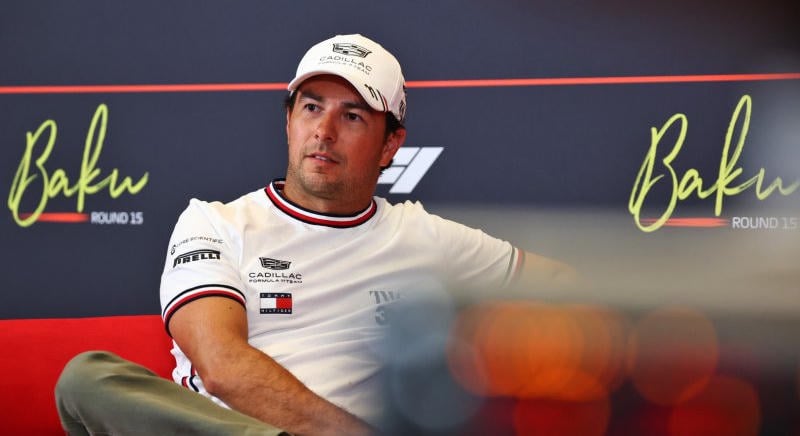Látványos autózással ünnepli Mexikóban a hazai futamát és a 300. F1-es nagydíját Sergio Perez