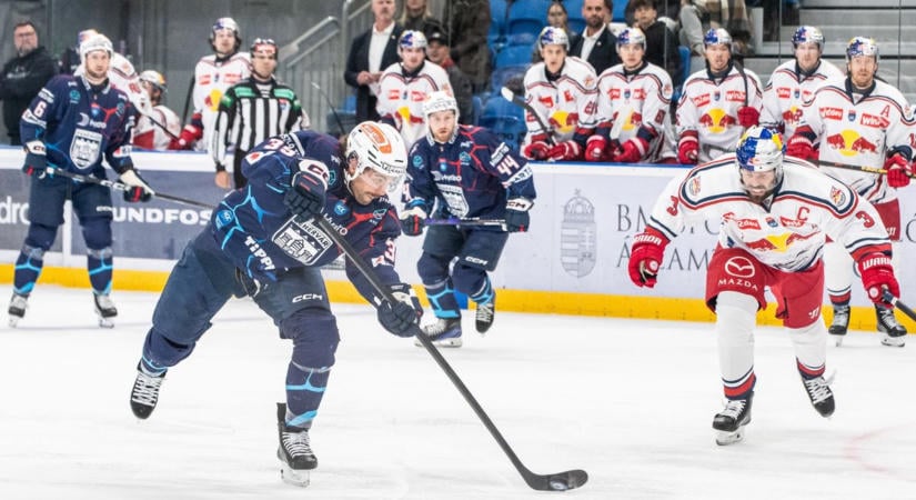 Kilenc perc alatt négy gólt kapott a Volán – Salzburg kiütötte a Fehérvárt (galéria)