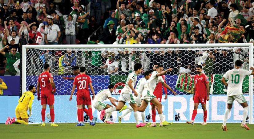 A focivébé árnyékában: elstartol a klubidény