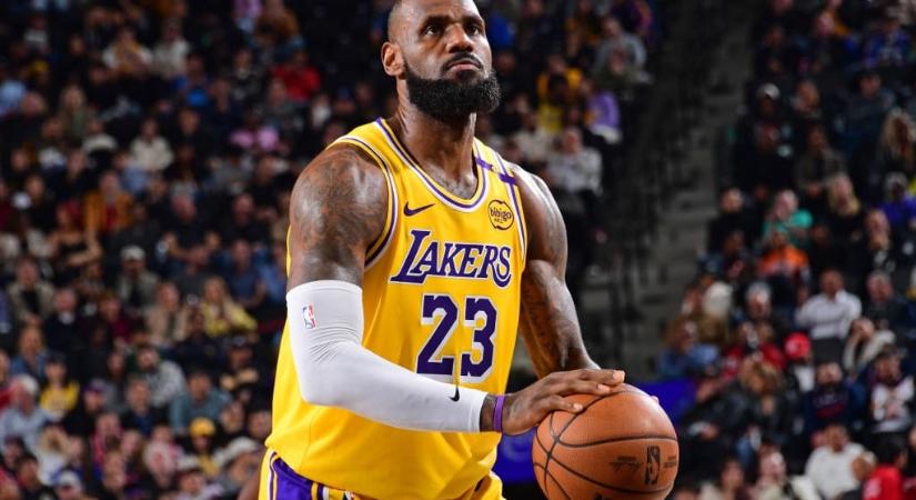 LeBron James a Philadelphia 76ers együttesében folytatja karrierjét