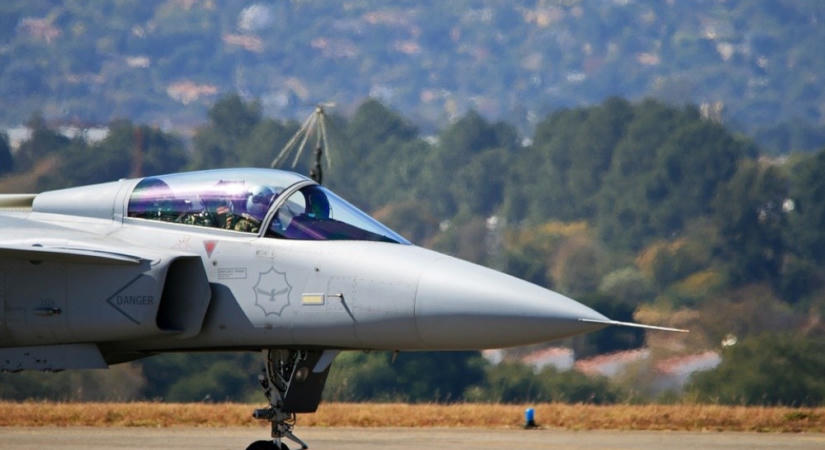 BREAKING: Lezuhant a Magyar Honvédség egyik Gripen vadászgépe Szolnok mellett